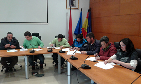 El nuevo convenio colectivo del Ayuntamiento de Salas mejora las condiciones laborales